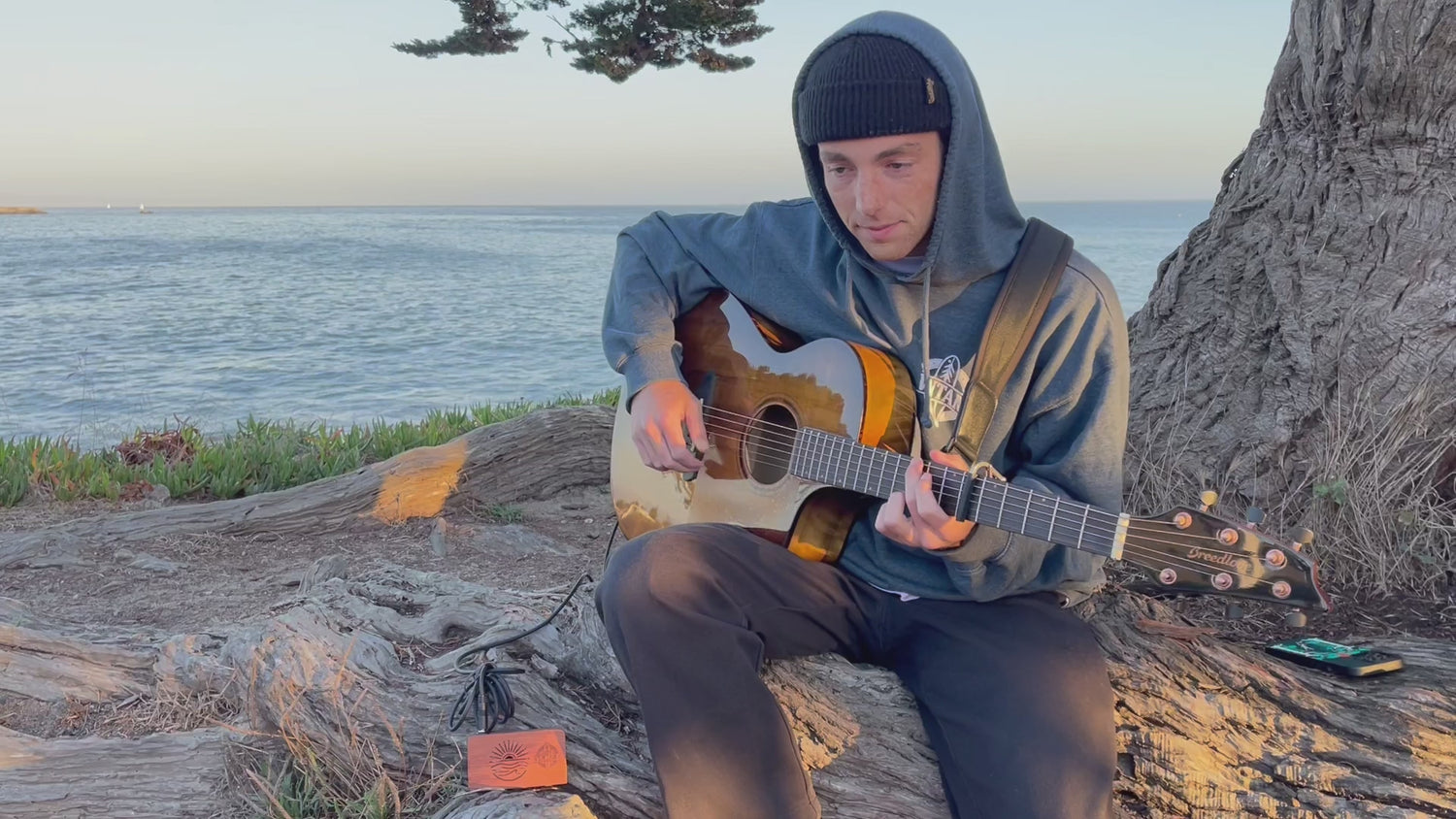 Adam &quot;Surf Bagel&quot; Kagel Jamming with the Ventana Wave in Santa Cruz, CA