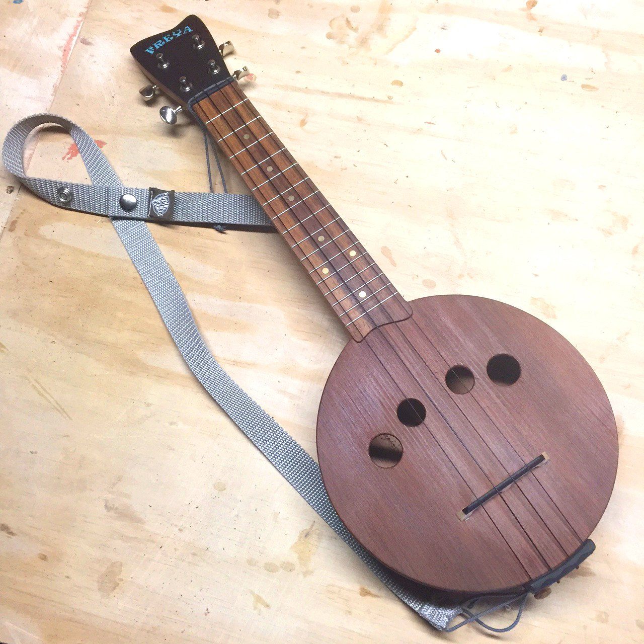 Musical Instrument - Ventana Freya Schwan Cherry Banjolele